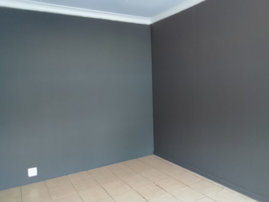 To Let 1 Bedroom Property for Rent in Oos Einde North West